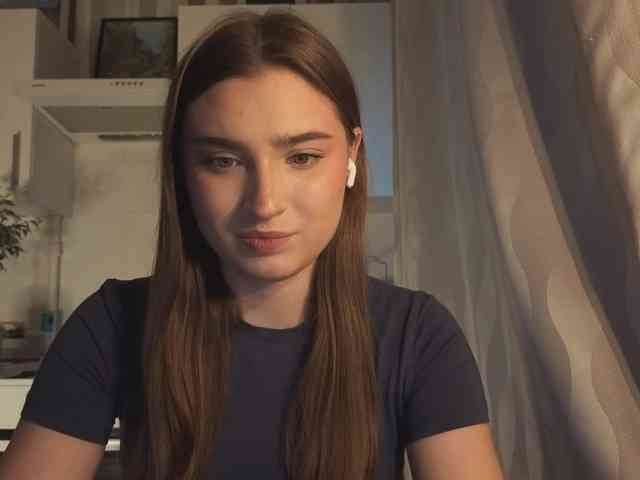ChristiaPettet webcam