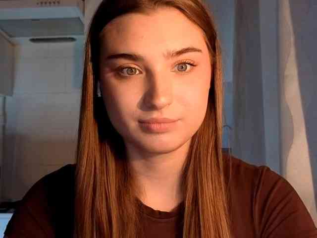 ChristiaPettet webcam