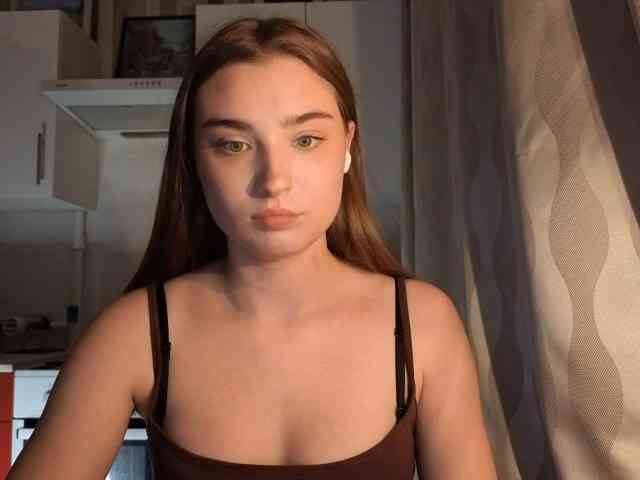 ChristiaPettet webcam