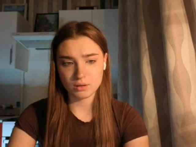 ChristiaPettet webcam