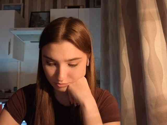 ChristiaPettet webcam