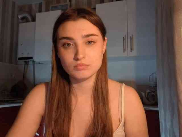 ChristiaPettet webcam