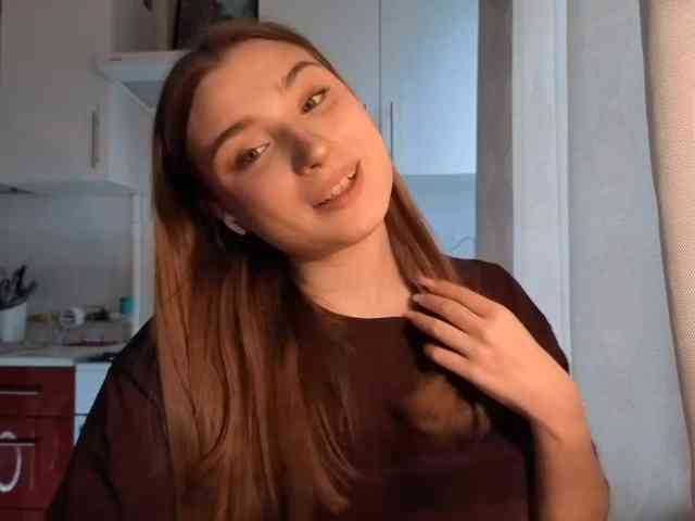 ChristiaPettet webcam