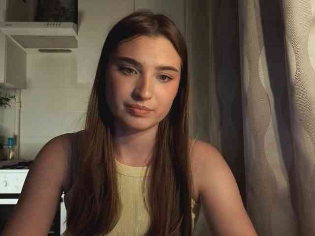 ChristiaPettet webcam