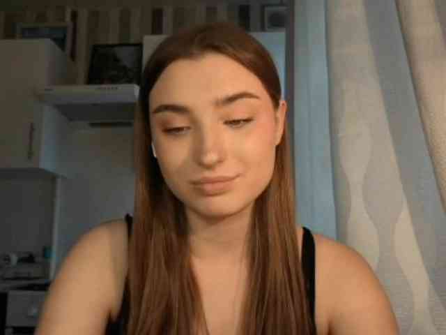 ChristiaPettet webcam