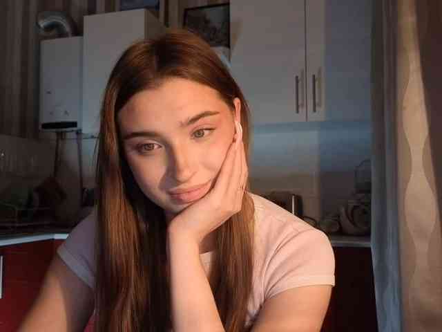 ChristiaPettet webcam