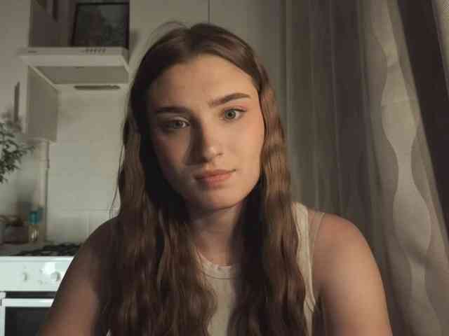ChristiaPettet webcam