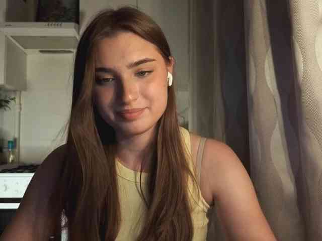 ChristiaPettet webcam
