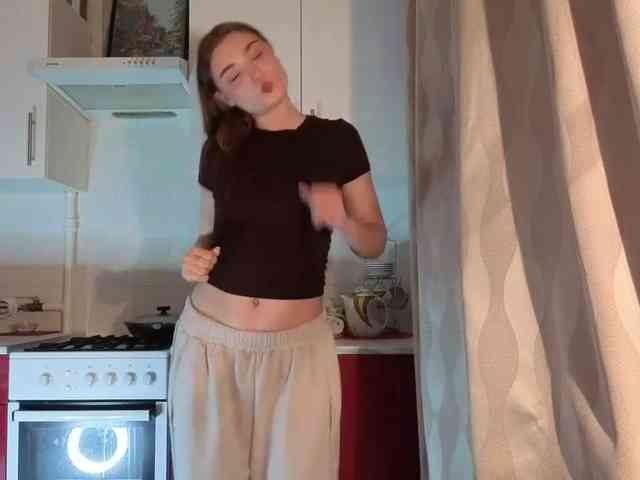 ChristiaPettet webcam