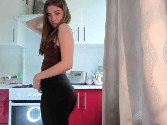 ChristiaPettet webcam