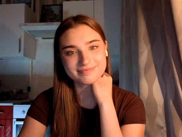 ChristiaPettet webcam