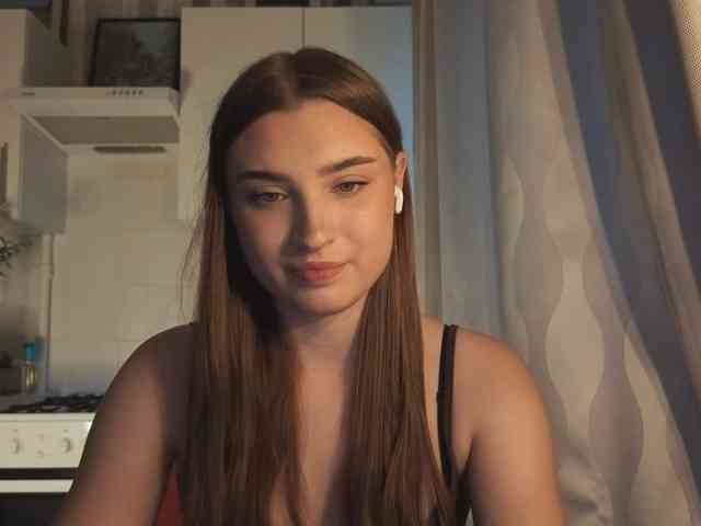 ChristiaPettet webcam