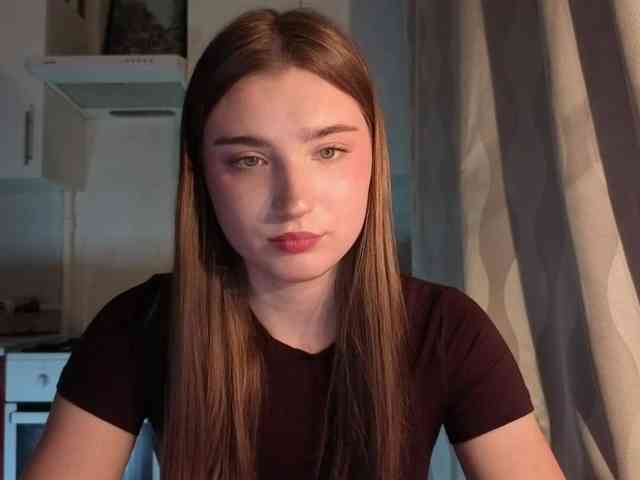 ChristiaPettet webcam