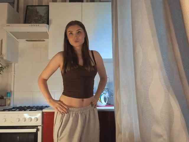 ChristiaPettet webcam