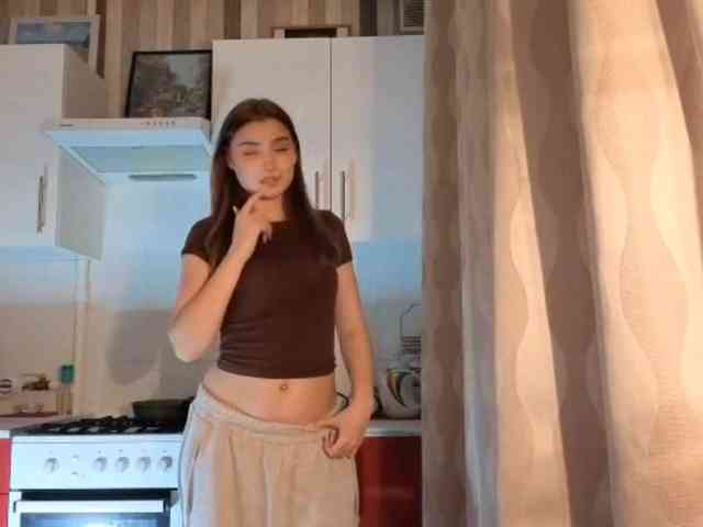 ChristiaPettet webcam