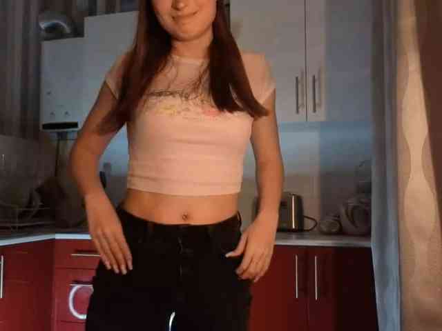 ChristiaPettet webcam