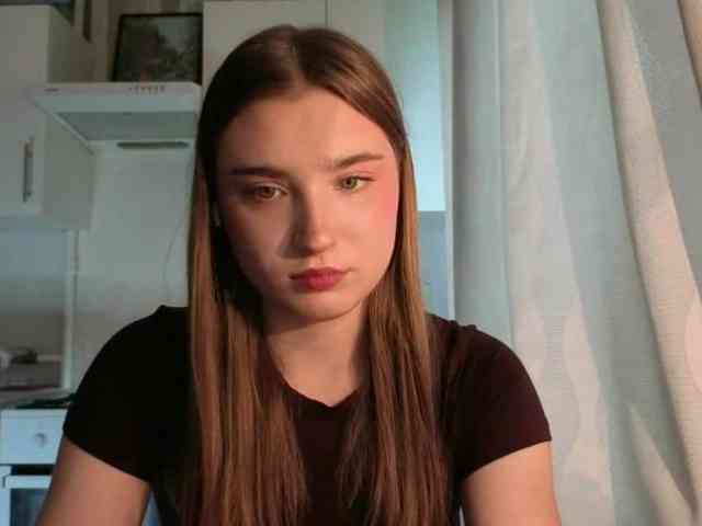 ChristiaPettet webcam