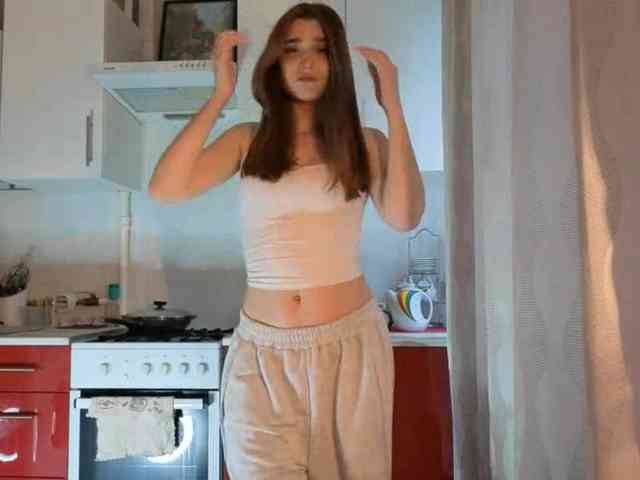 ChristiaPettet webcam