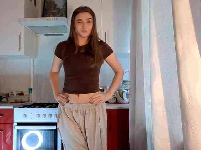 ChristiaPettet webcam