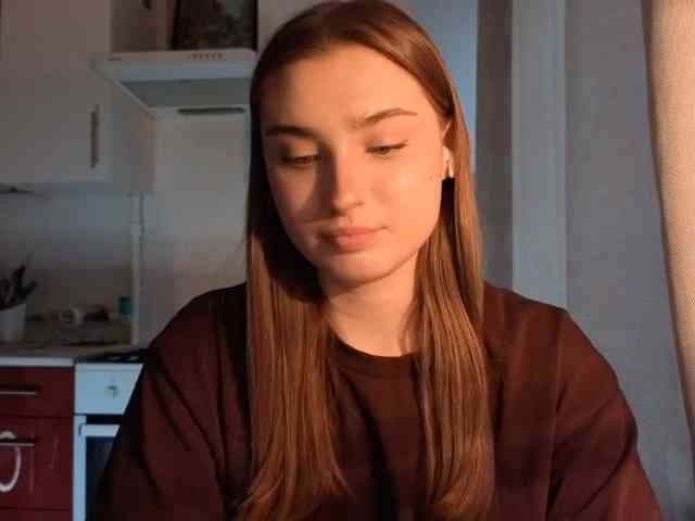 ChristiaPettet webcam