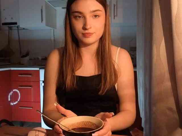 ChristiaPettet webcam