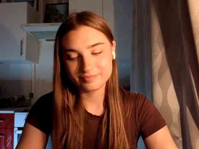 ChristiaPettet webcam