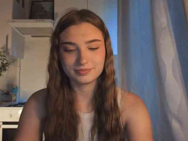 ChristiaPettet webcam