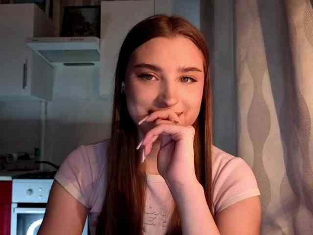 ChristiaPettet webcam