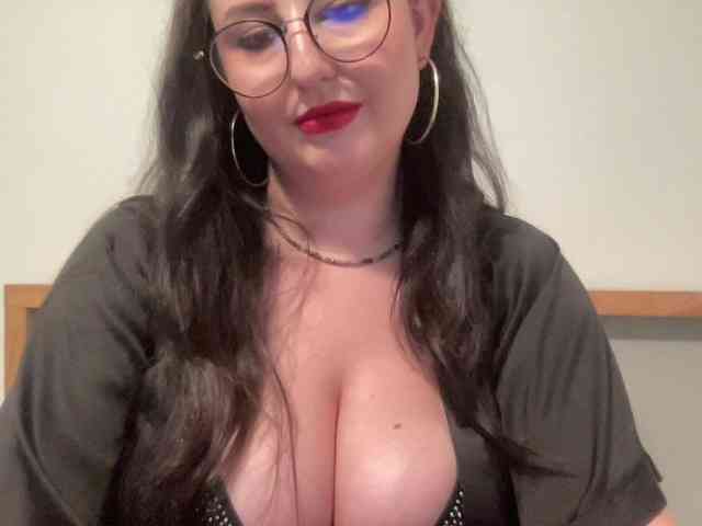DorothyKiss webcam