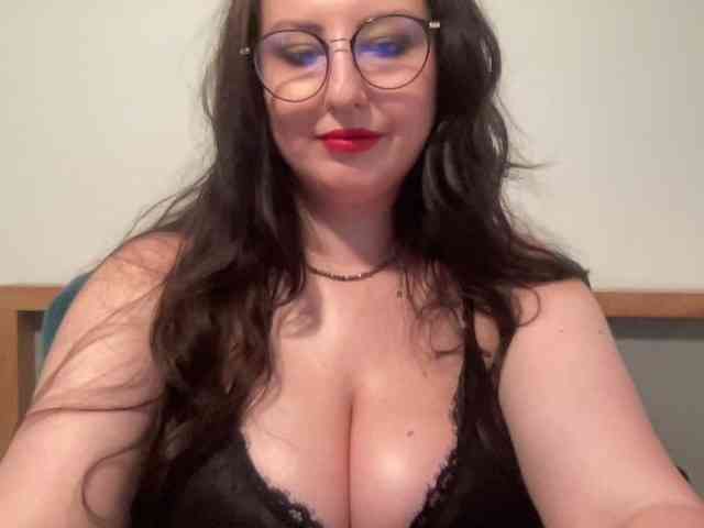 DorothyKiss webcam