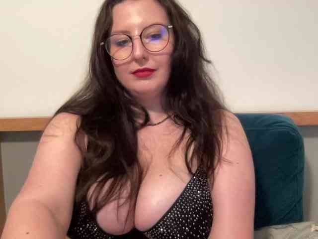 DorothyKiss webcam