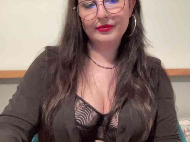 DorothyKiss webcam