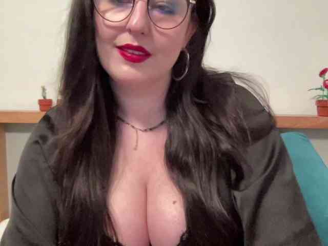 DorothyKiss webcam