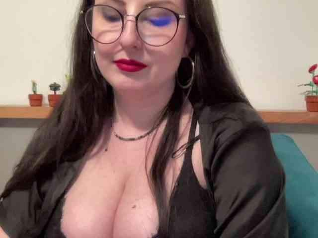 DorothyKiss webcam