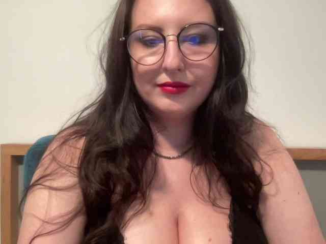 DorothyKiss webcam