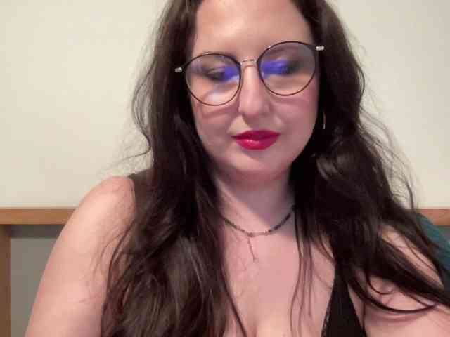 DorothyKiss webcam