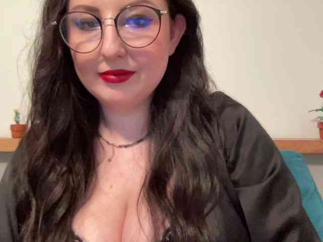 DorothyKiss webcam