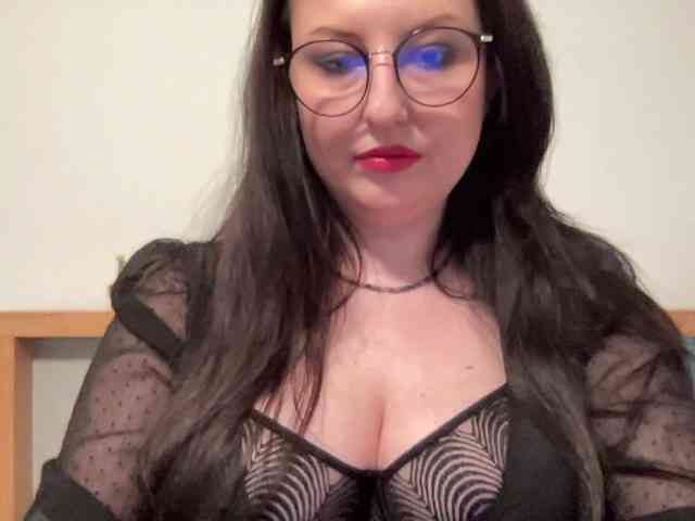 DorothyKiss webcam