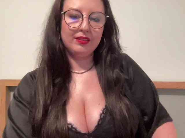 DorothyKiss webcam