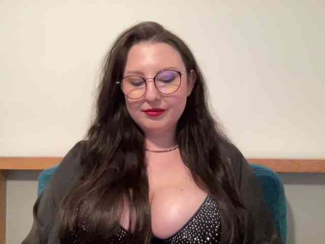 DorothyKiss webcam