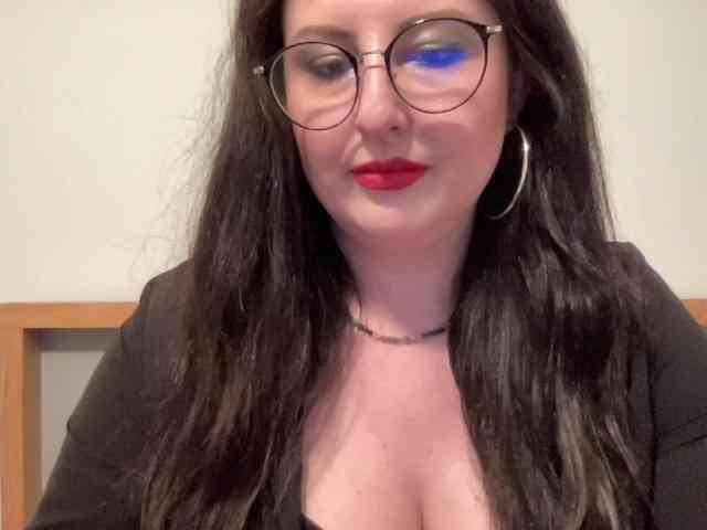 DorothyKiss webcam