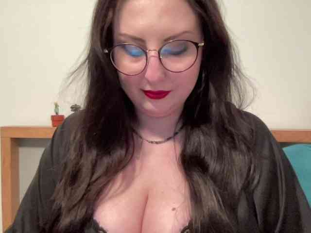 DorothyKiss webcam