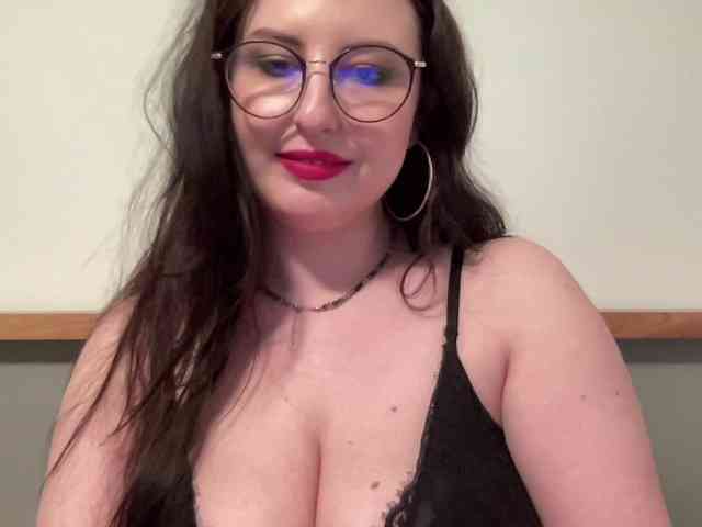 DorothyKiss webcam