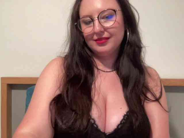 DorothyKiss webcam
