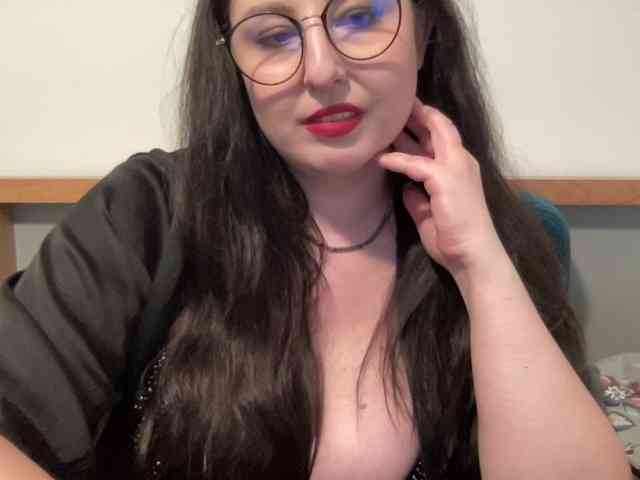 DorothyKiss webcam