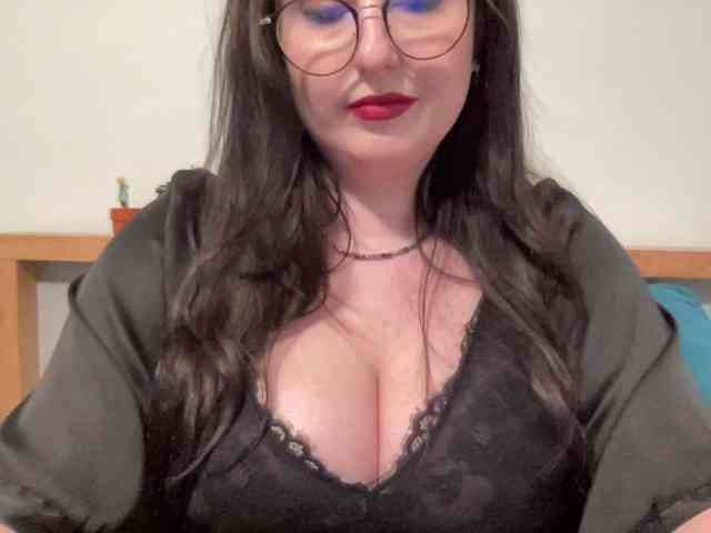 DorothyKiss webcam