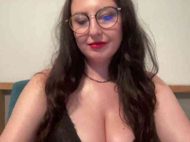 DorothyKiss webcam
