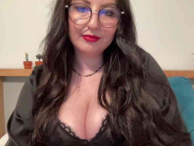 DorothyKiss webcam