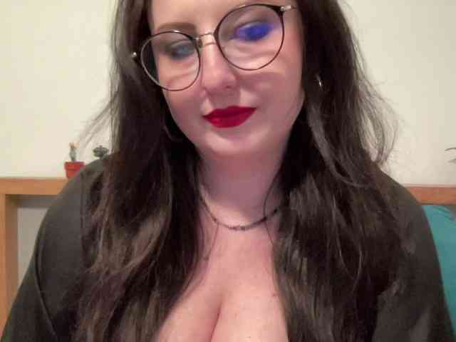DorothyKiss webcam