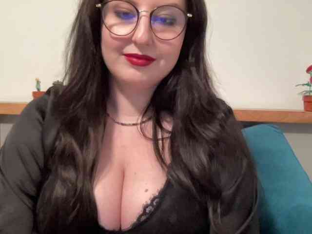 DorothyKiss webcam